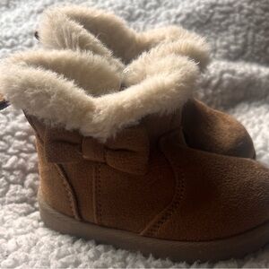 Cozy Brown Baby Boots with Faux Fur